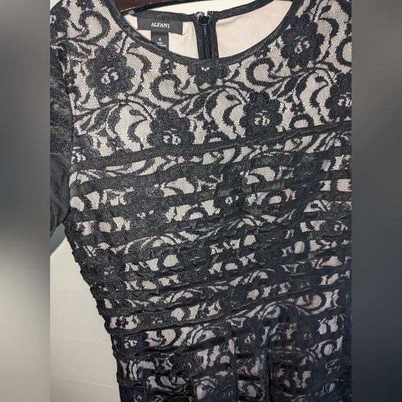 Women's Alfani Dress Size 4 - Picture 3 of 5